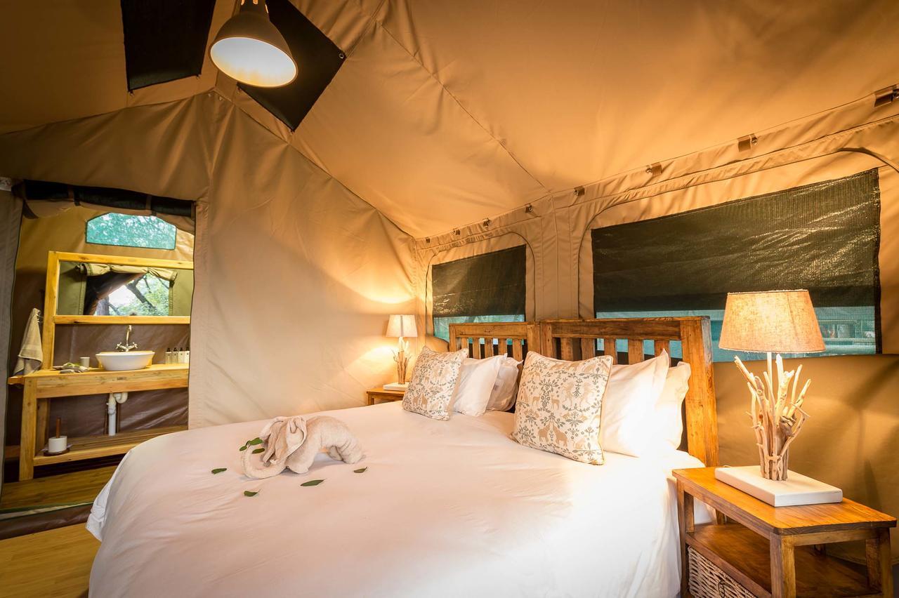 Rukiya Safari Camp Villa Ходспруит Екстериор снимка